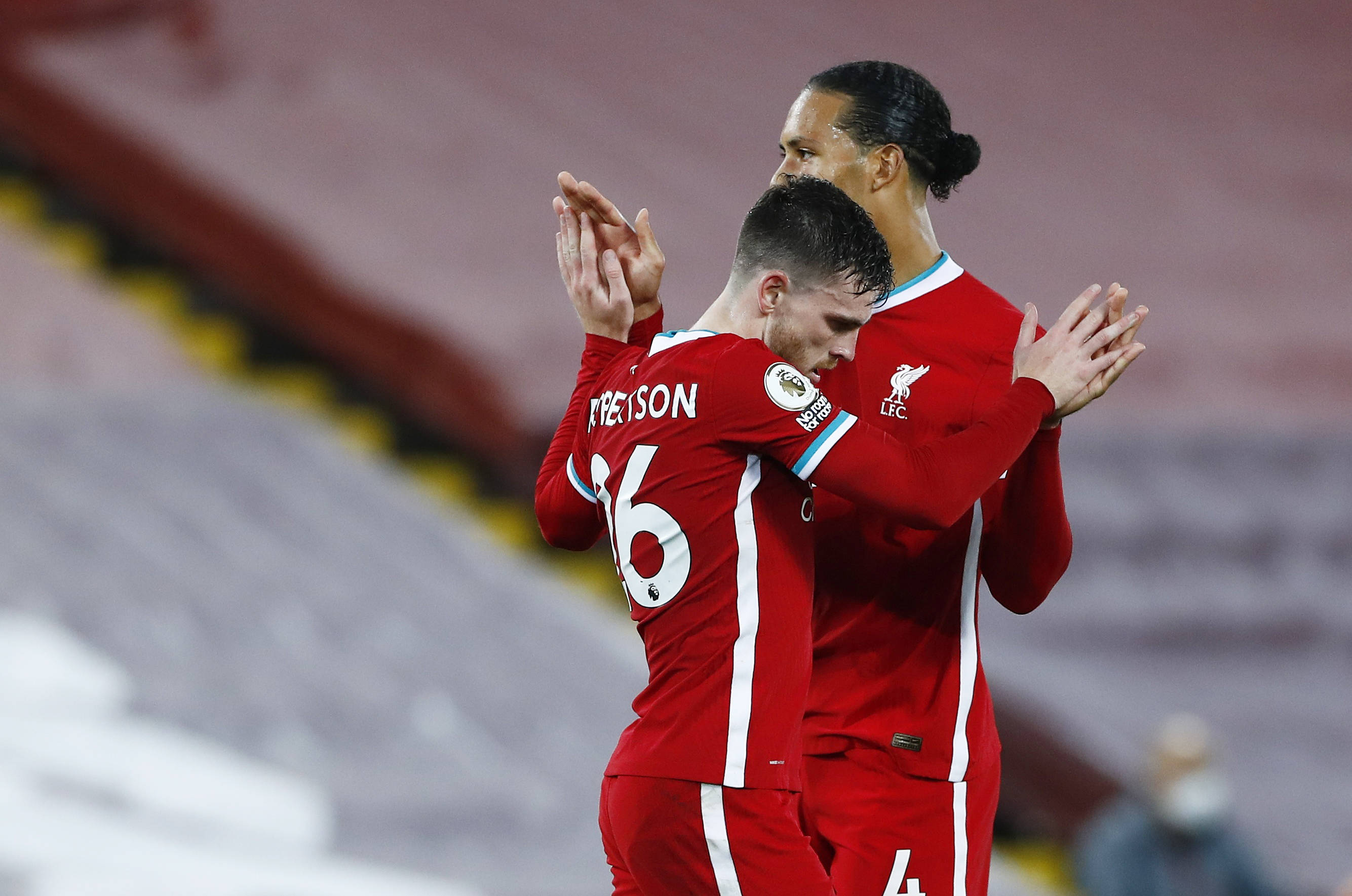 仅让罗马球 仅让罗马球