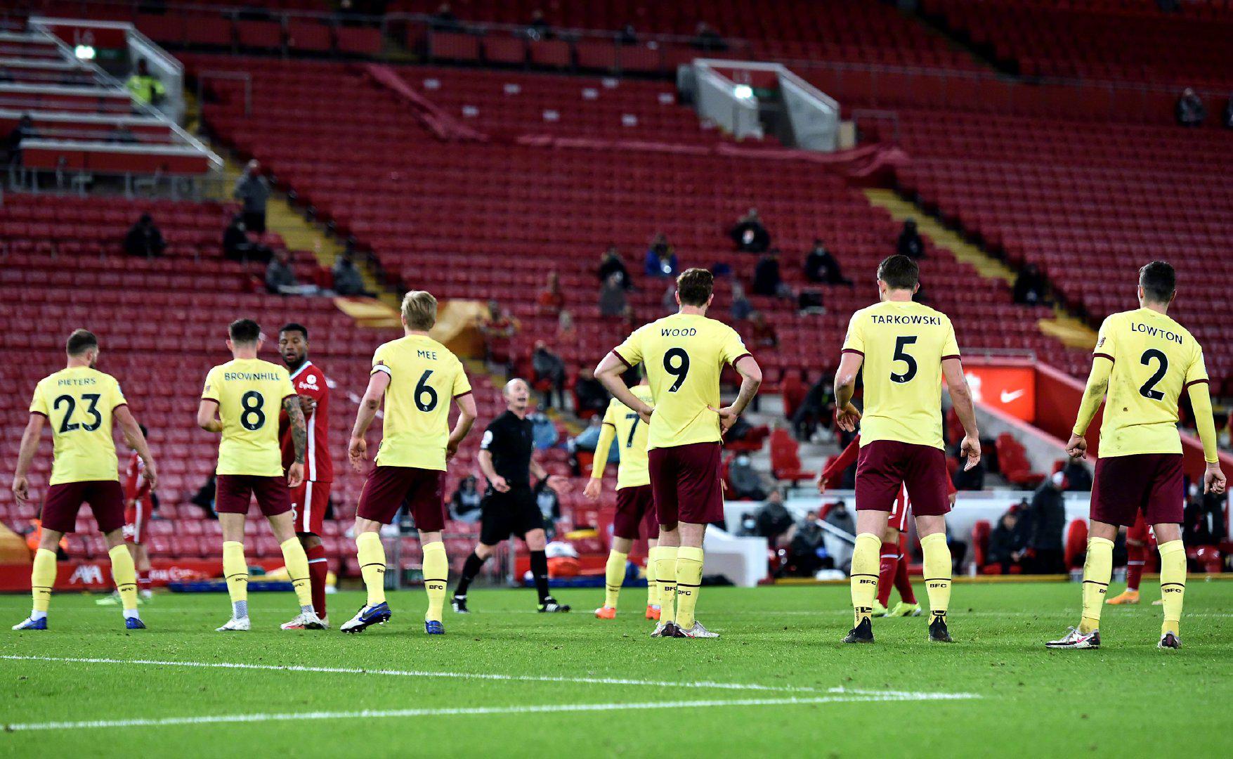 界的广泛支 界的广泛支